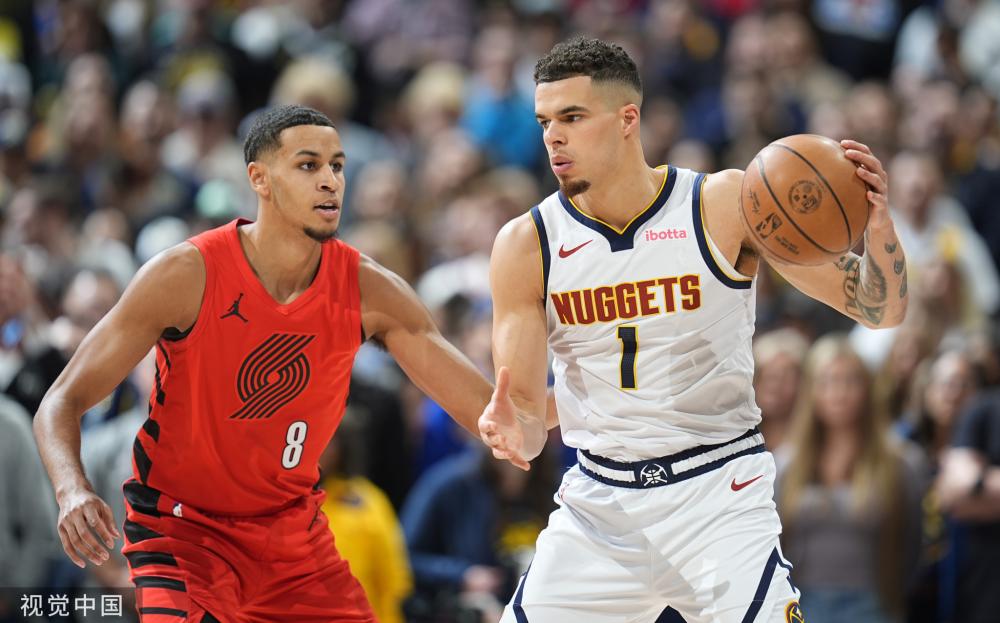 续位列榜首 续位列榜首